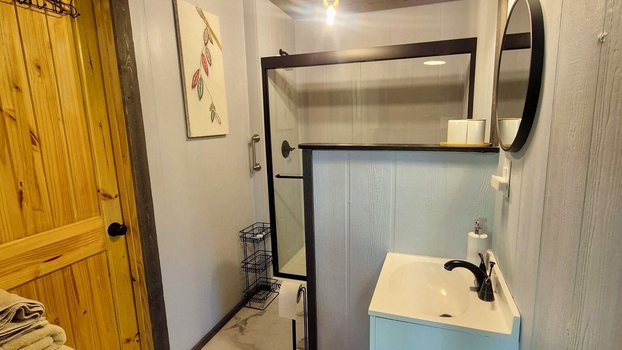 Photo of Bathroom in Grove