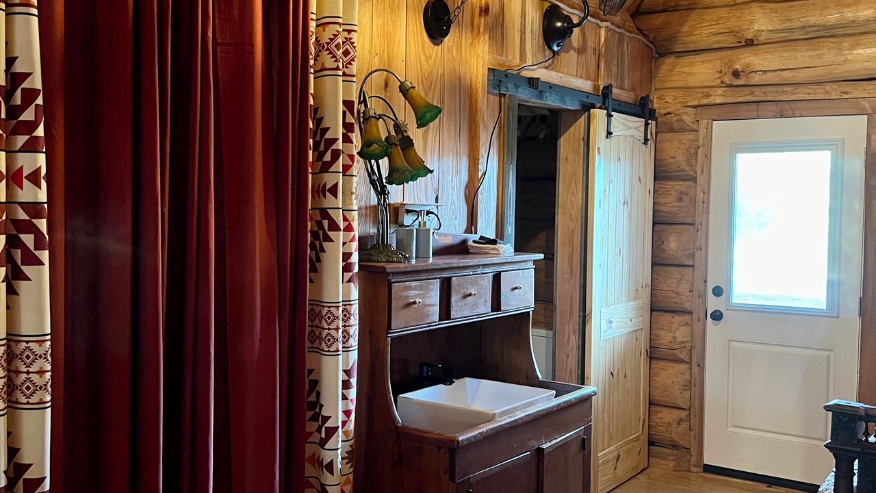 Photo of Bathroom in Grove