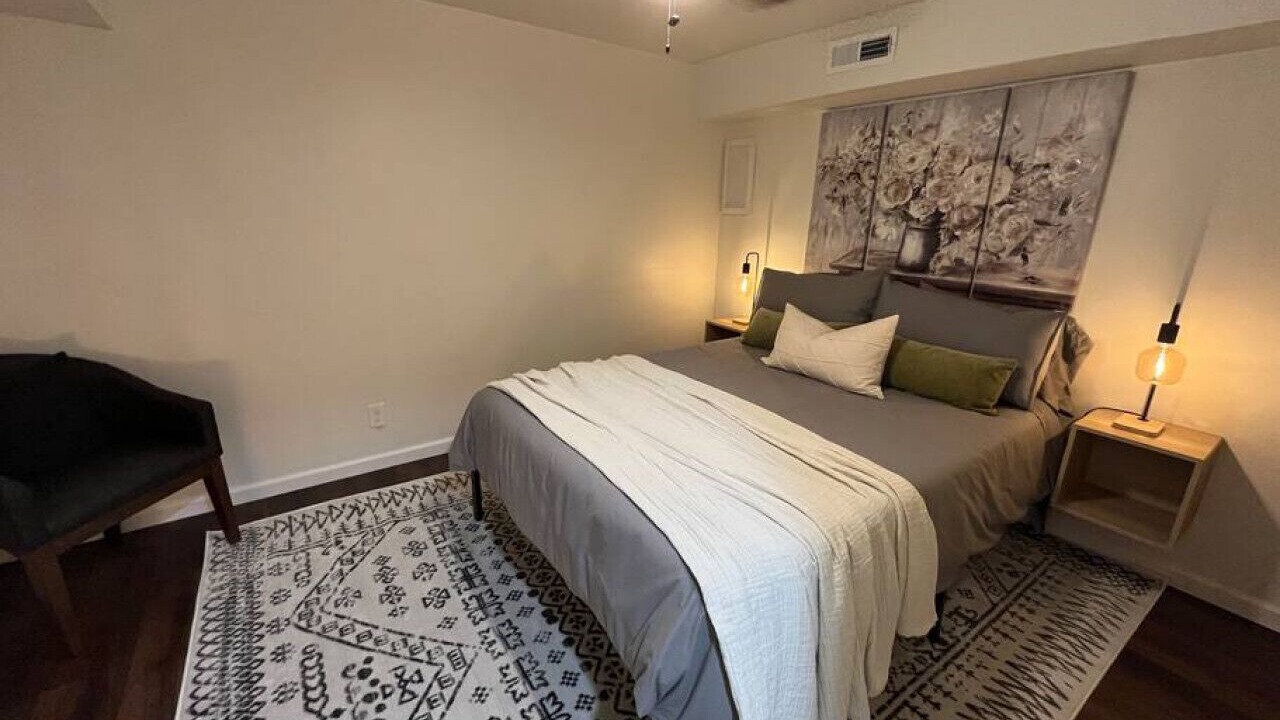 Photo of Bedroom in Knoxville