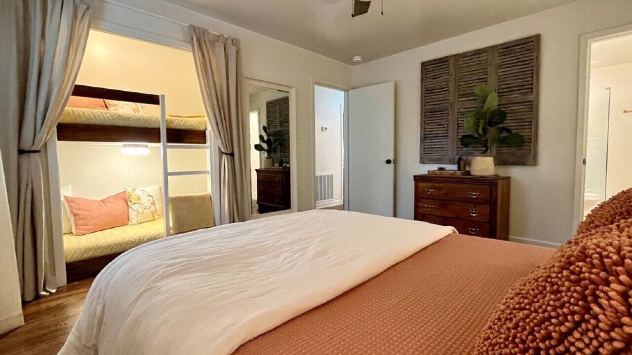 Photo of Bedroom in Knoxville