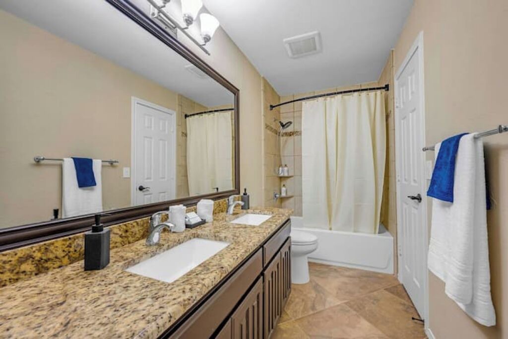 Photo of Bathroom in Allen