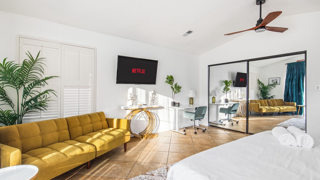 Photo of Bedroom in Burbank