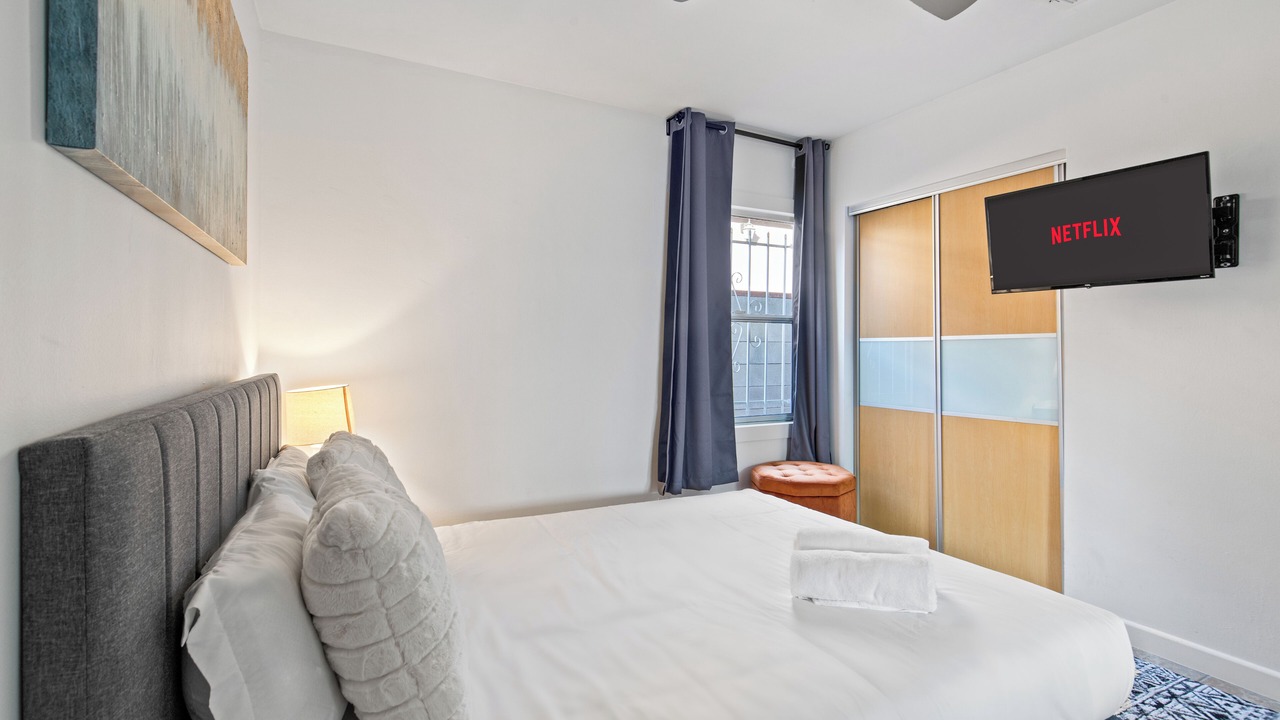 Photo of Bedroom in Burbank