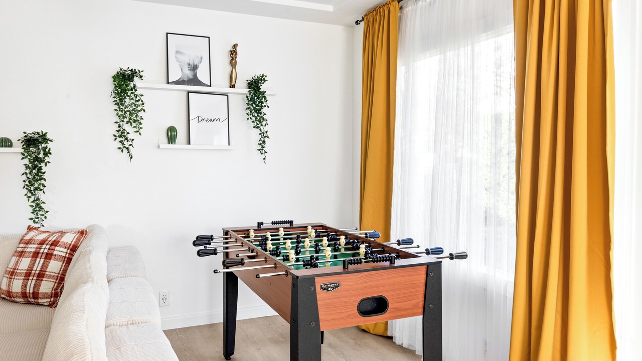 Photo of Bedroom in Burbank