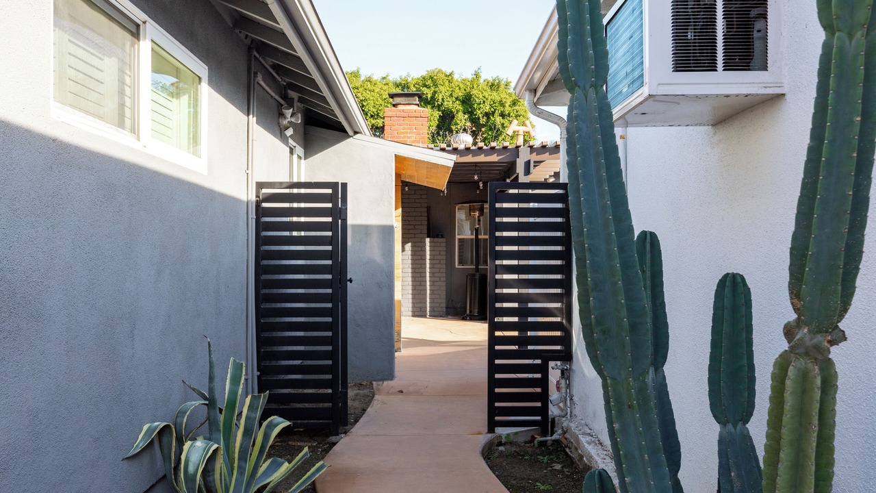 Photo of Outdoor in Burbank