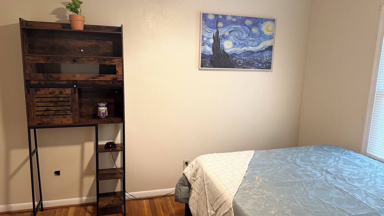 Photo of Bedroom in Virginia Beach