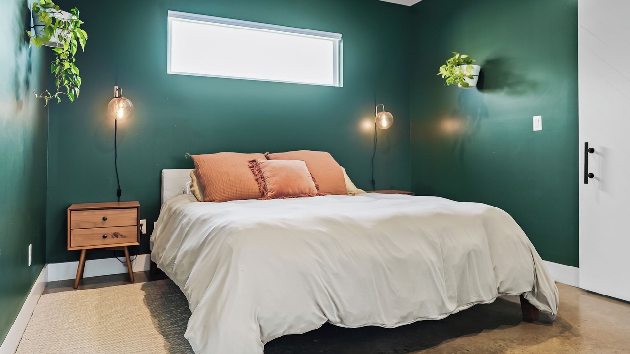 Photo of Bedroom in Garden Valley