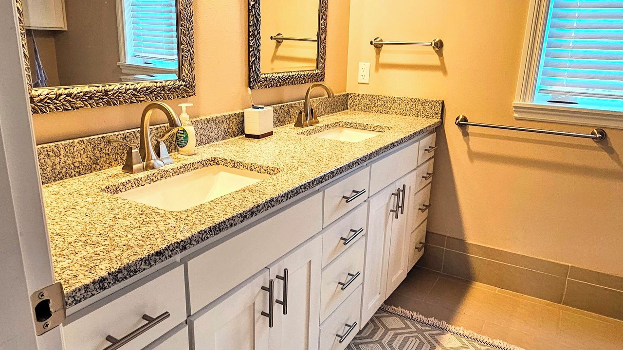 Photo of Bathroom in Ferndale