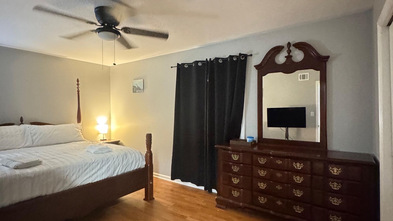 Photo of Bedroom in Sharonbrook