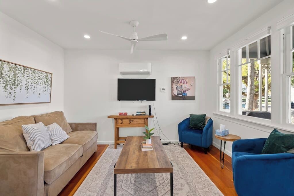Photo of Livingroom in Napa