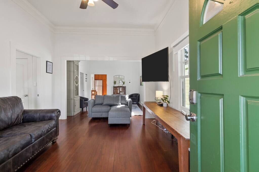 Photo of Livingroom in Napa