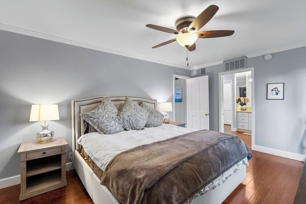 Photo of Bedroom in Vichy Springs