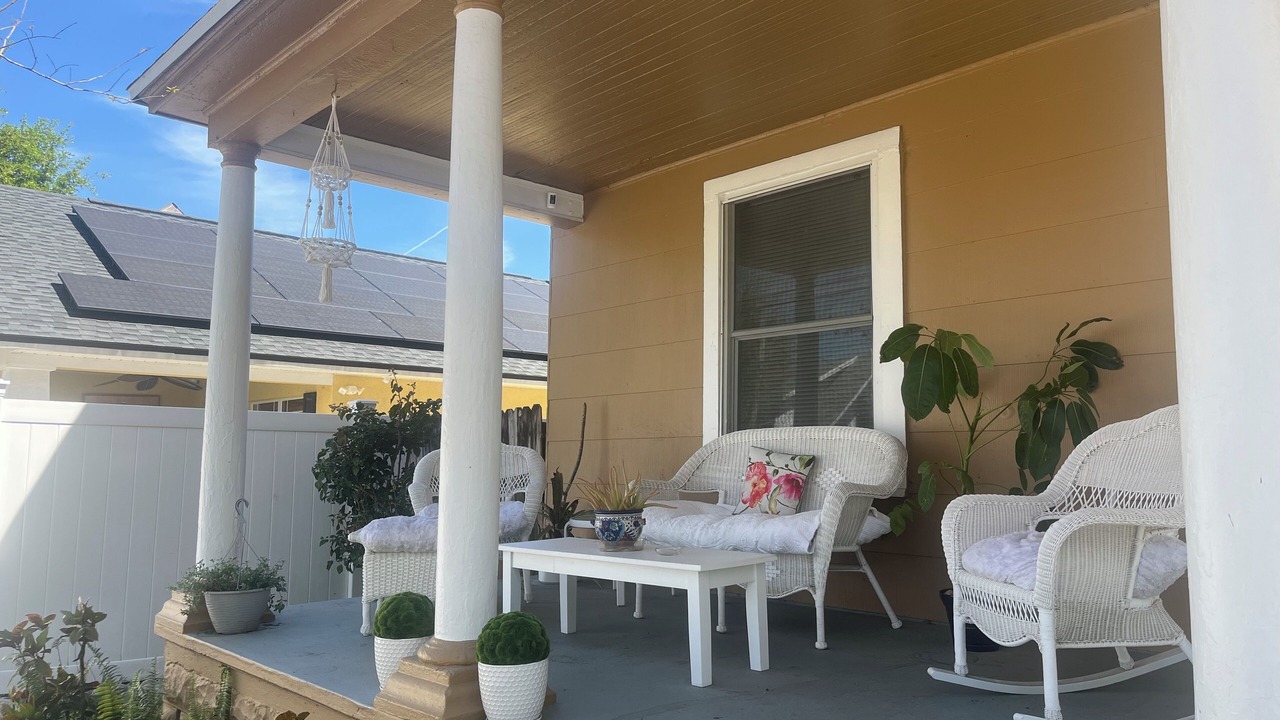 Photo of Patio Balcony in Historic Uptown