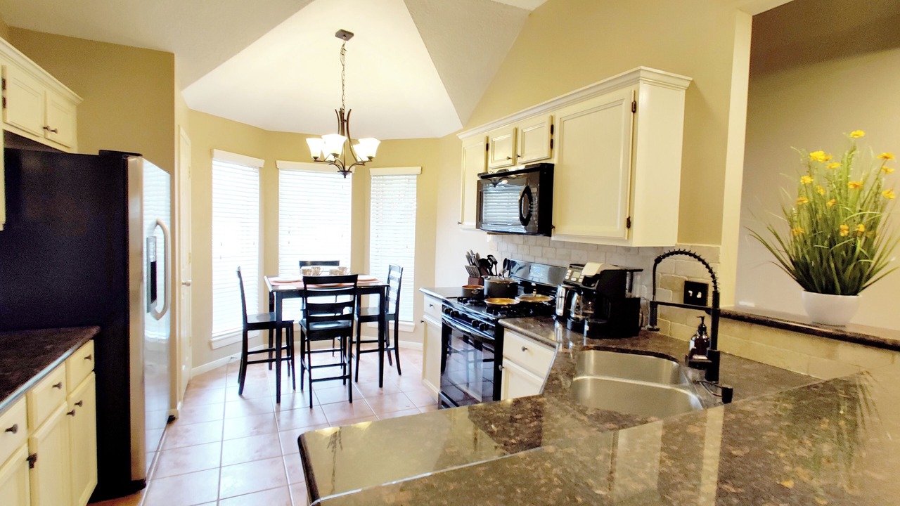 Photo of Kitchen in Spring