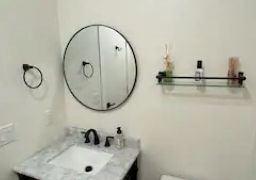 Photo of Bathroom in Agate