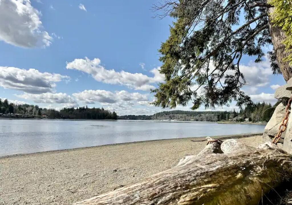 Photo of Others in Agate