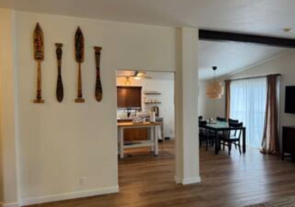 Photo of Others in Agate