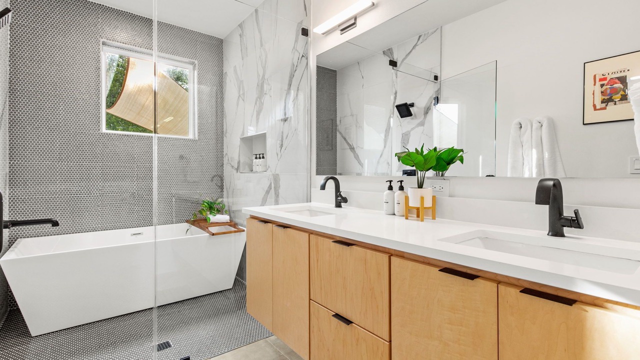 Photo of Bathroom in Swede Hill