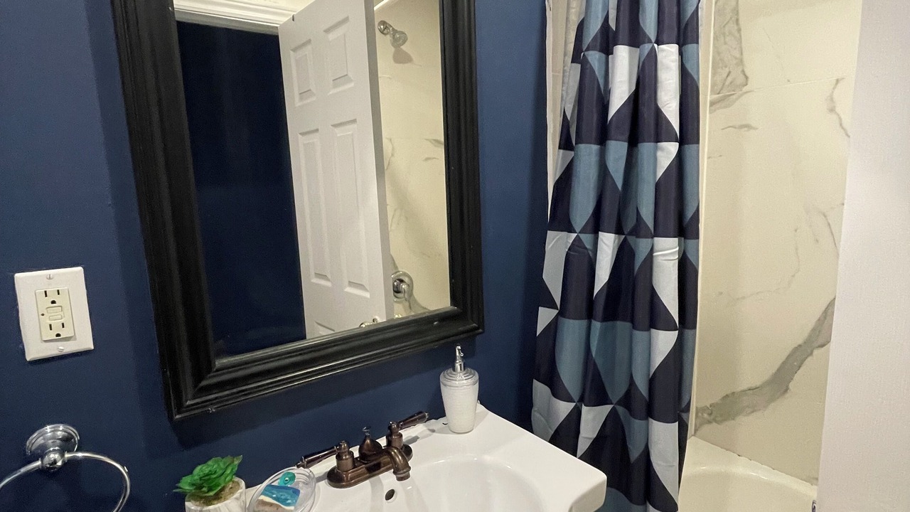 Photo of Bathroom in Gibson