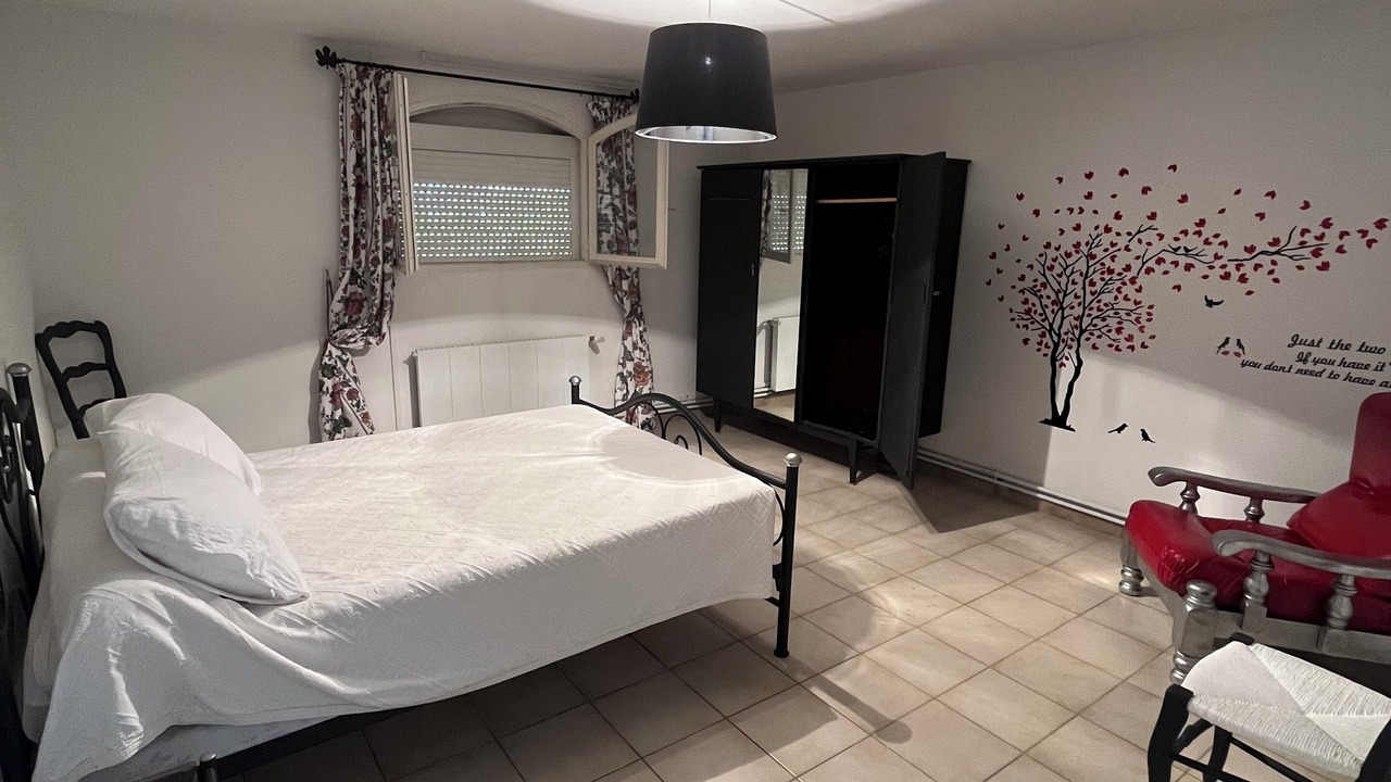Photo of Bedroom in Antin