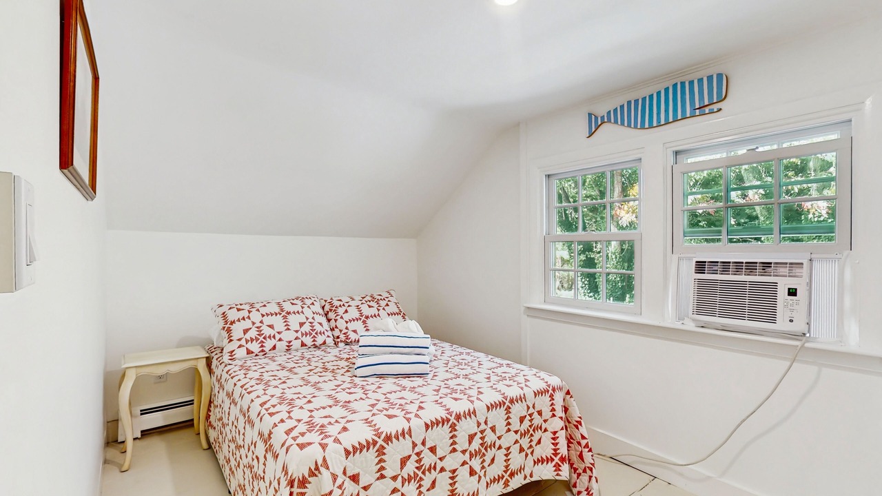 Photo of Bedroom in Marstons Mills