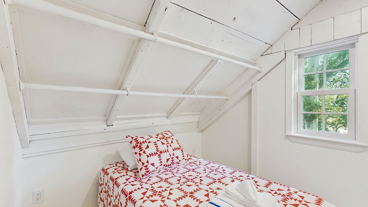 Photo of Bedroom in Marstons Mills
