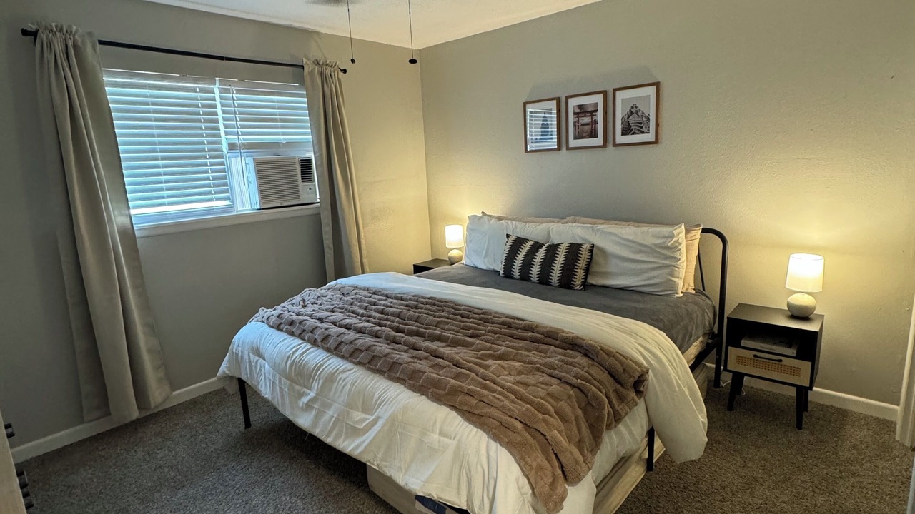 Photo of Bedroom in Santa Anna