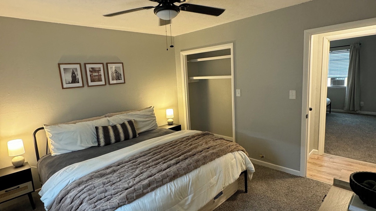 Photo of Bedroom in Santa Anna