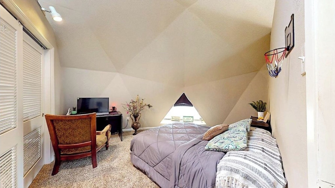 Photo of Bedroom in Coulterville