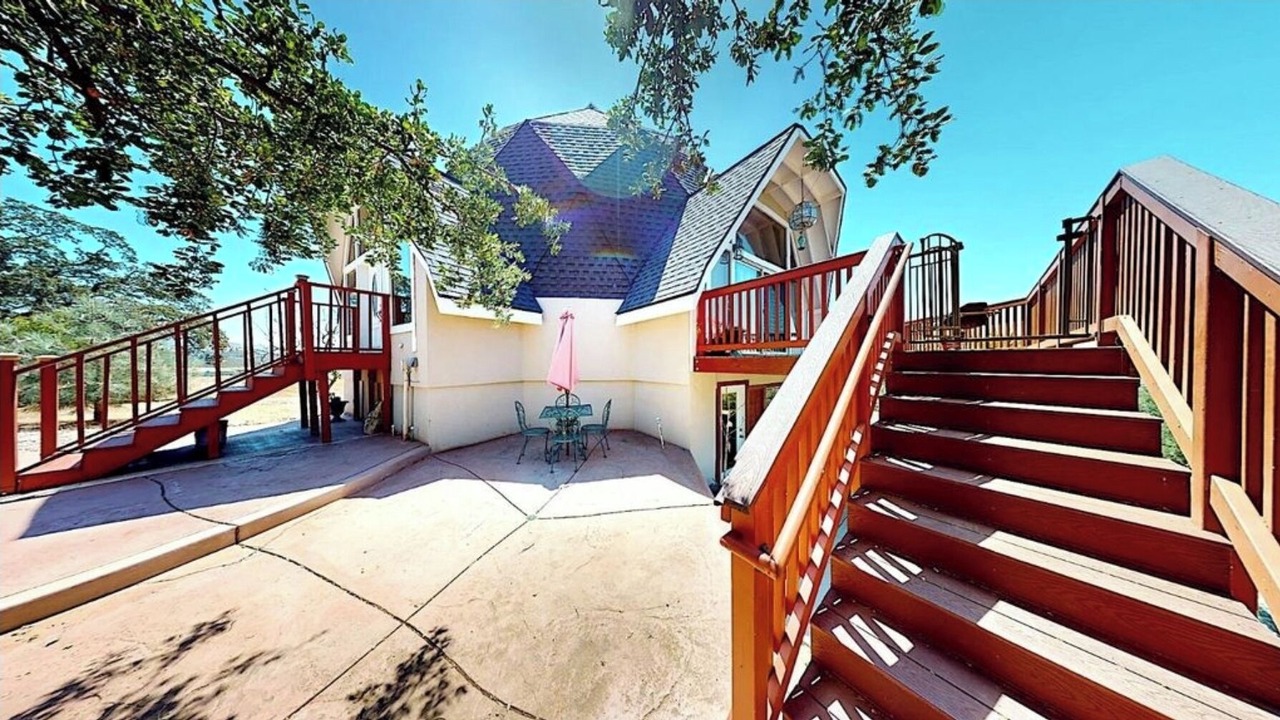 Photo of Outdoor in Coulterville