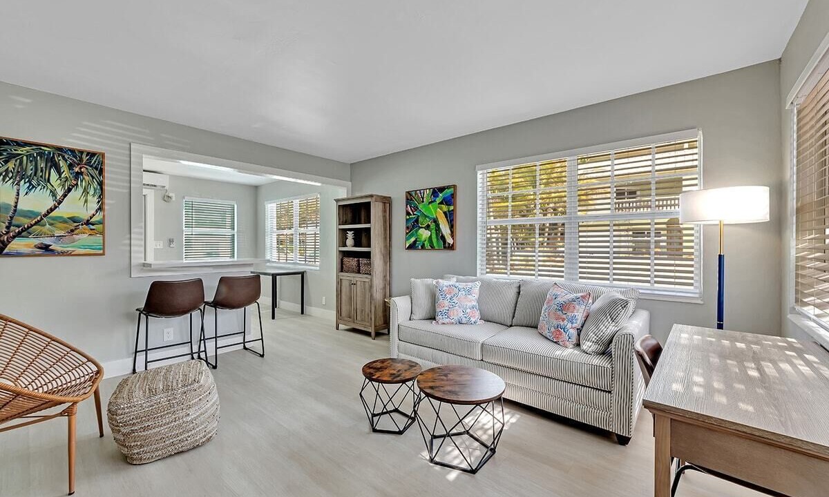 Photo of Livingroom in North Beach
