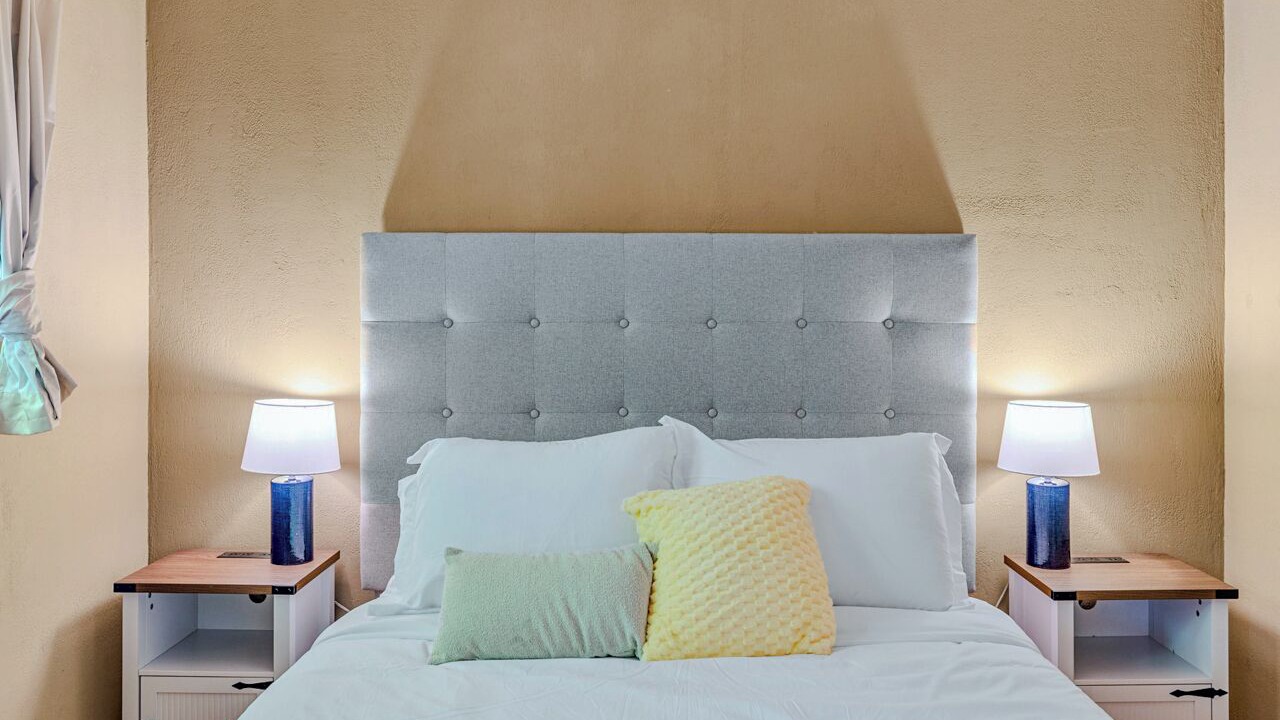 Photo of Bedroom in Kenwood
