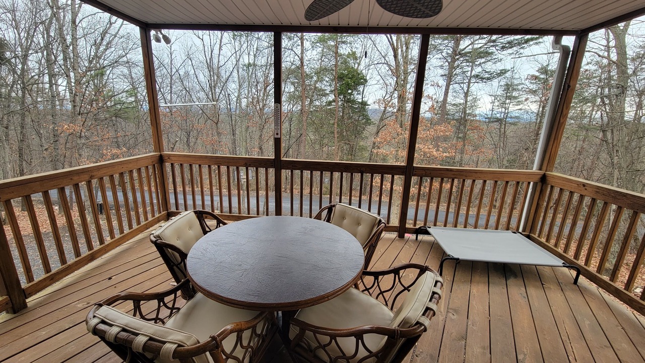 Photo of Patio Balcony in Mount Jackson