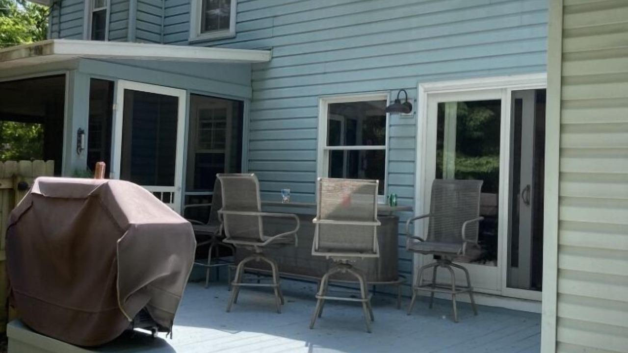 Photo of Patio Balcony in Town of Sullivan