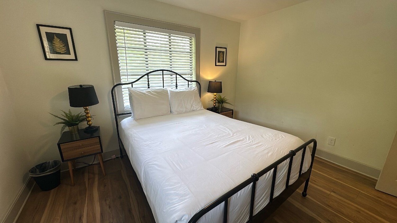 Photo of Bedroom in West End