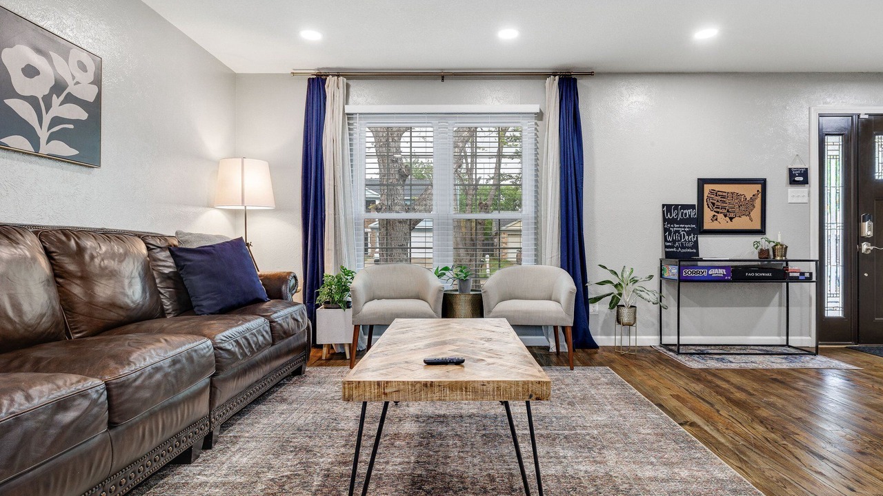 Photo of Livingroom in South Arlington