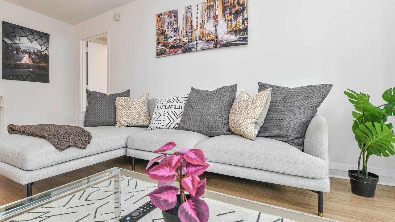 Photo of Livingroom in Rose Hill