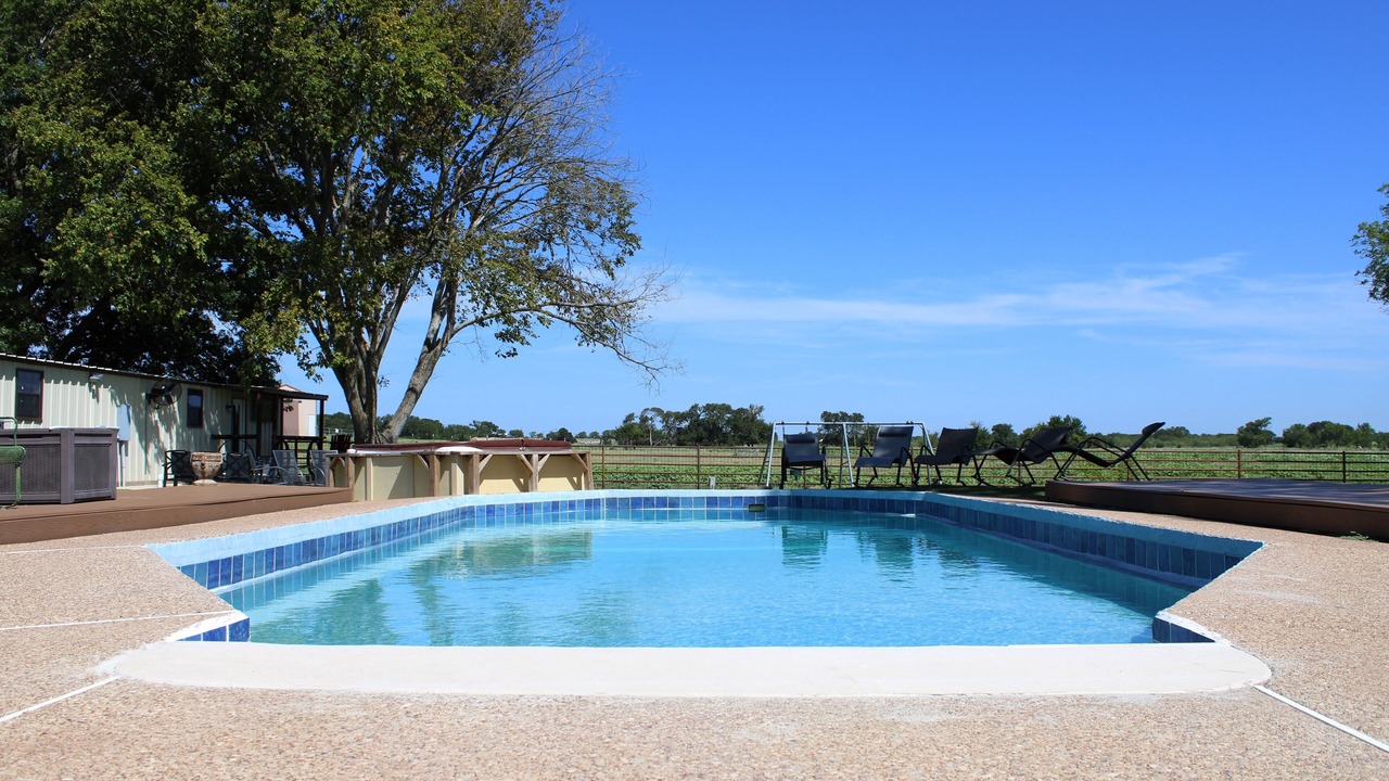 Photo of Outdoor in Riesel