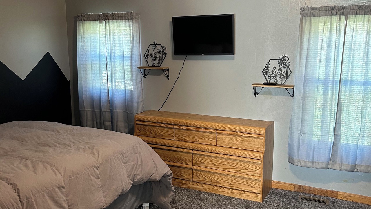 Photo of Bedroom in Phelps County