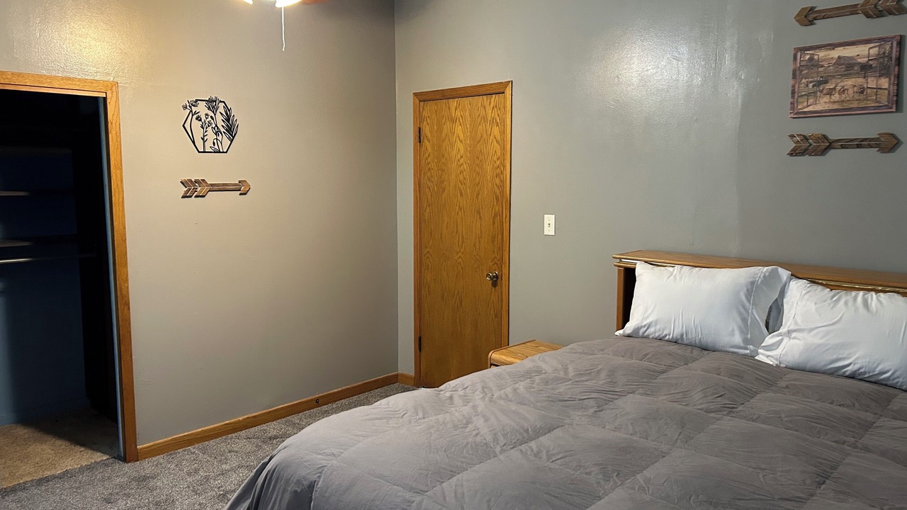 Photo of Bedroom in Phelps County