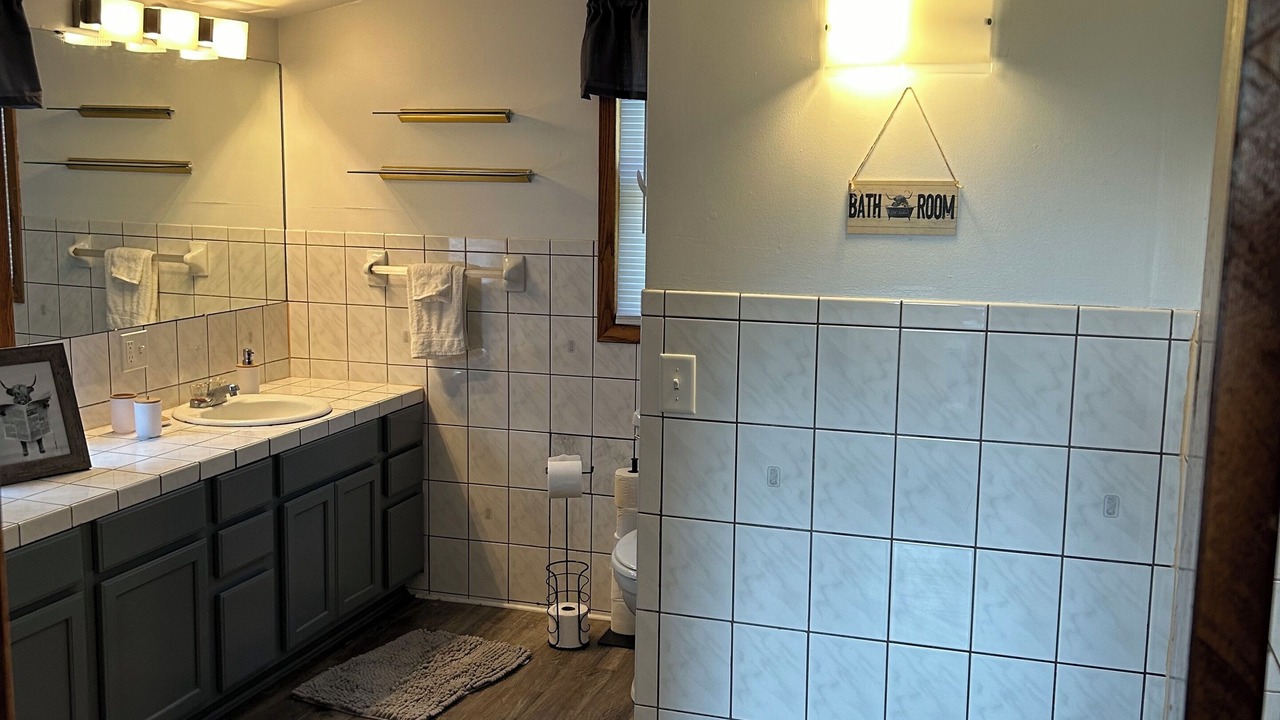 Photo of Bathroom in Phelps County
