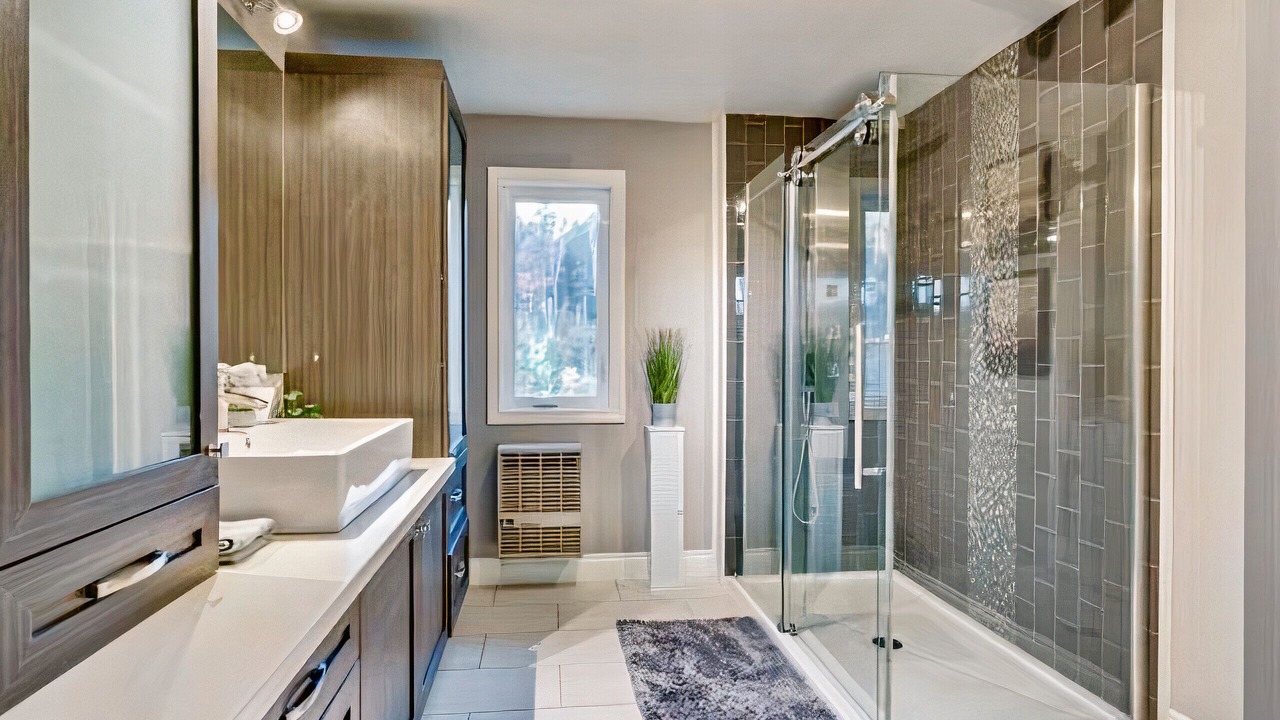 Photo of Bathroom in Saint Come
