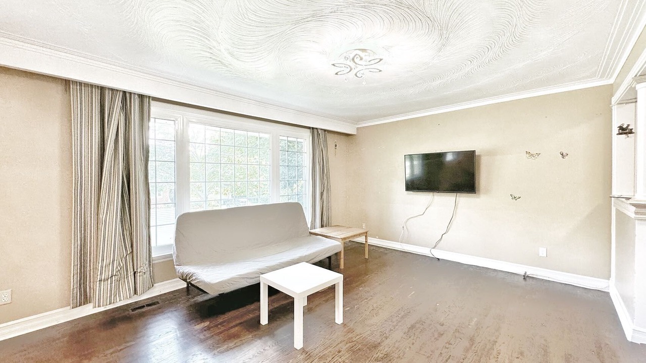 Photo of Livingroom in Toronto