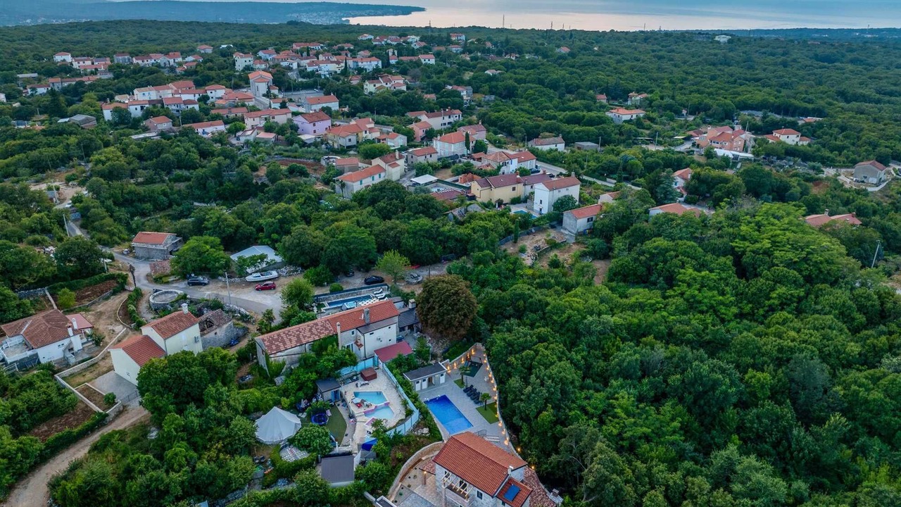 Photo of Outdoor in Gabonjin