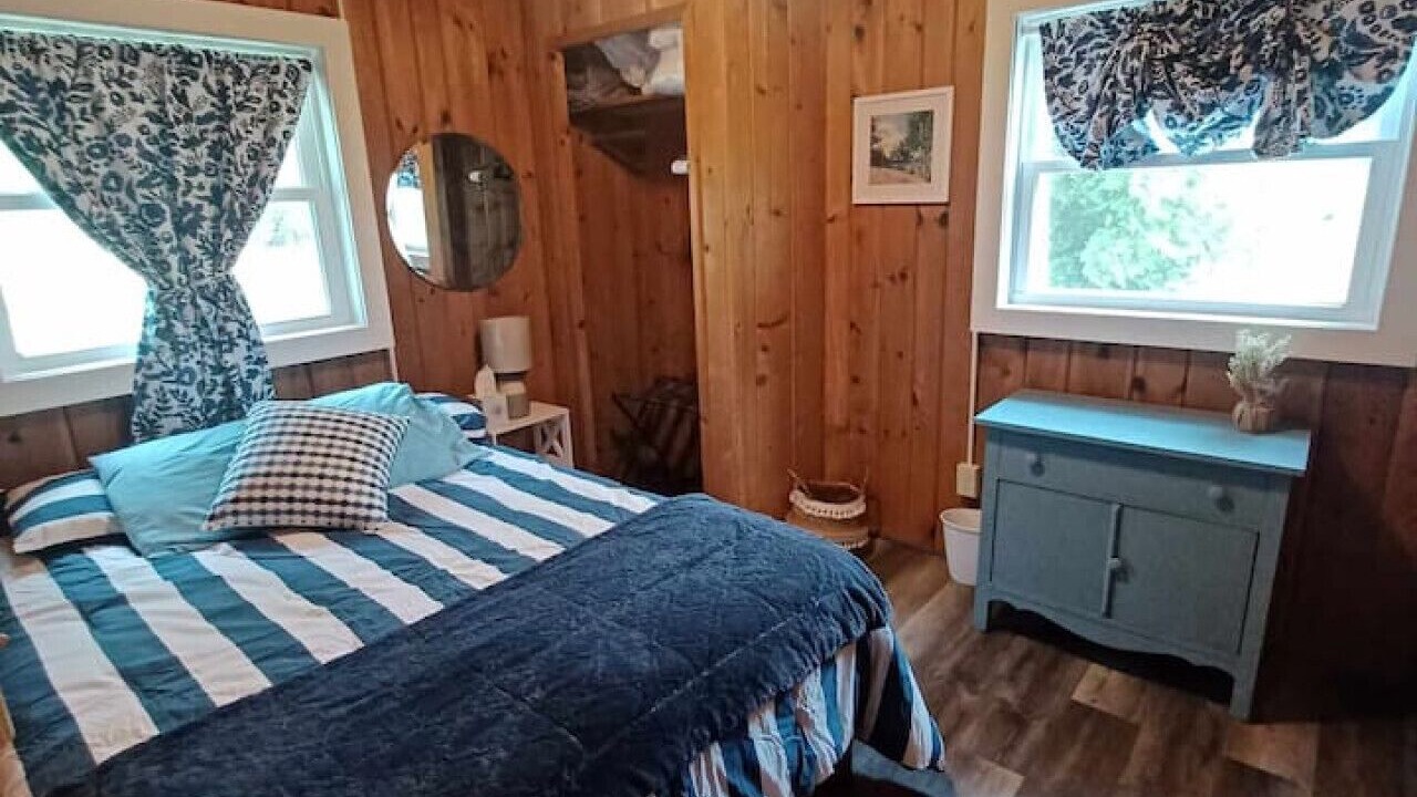Photo of Bedroom in East Tawas