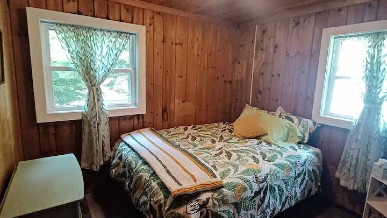 Photo of Bedroom in East Tawas