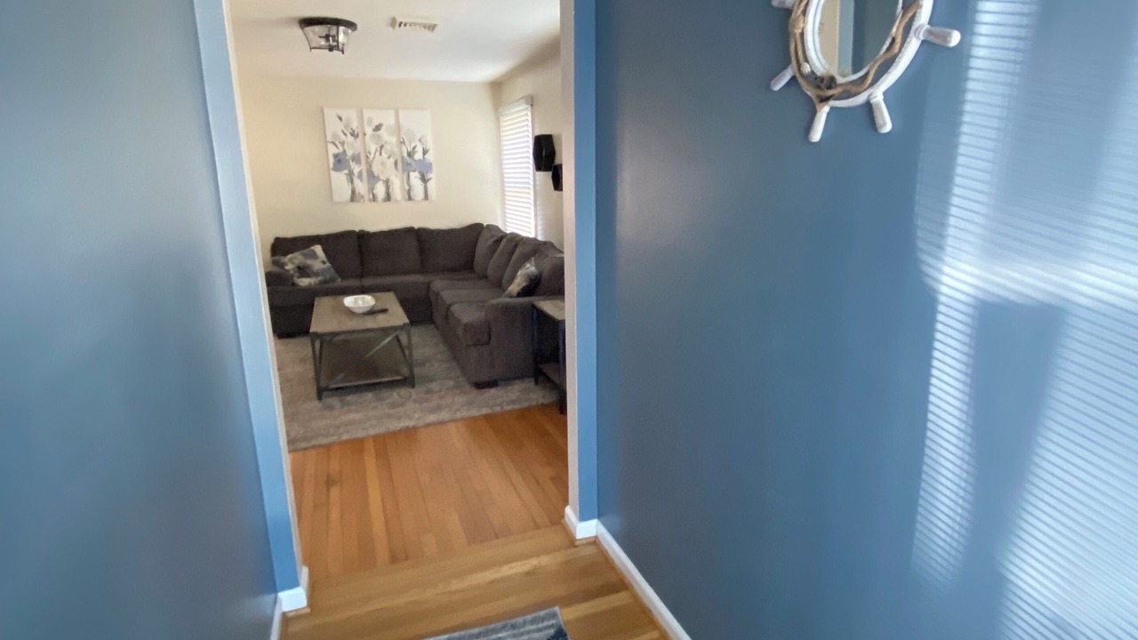 Photo of Livingroom in Willoughby Spit