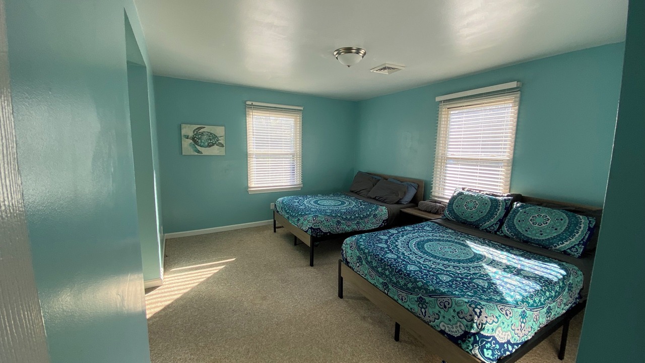 Photo of Bedroom in Willoughby Spit