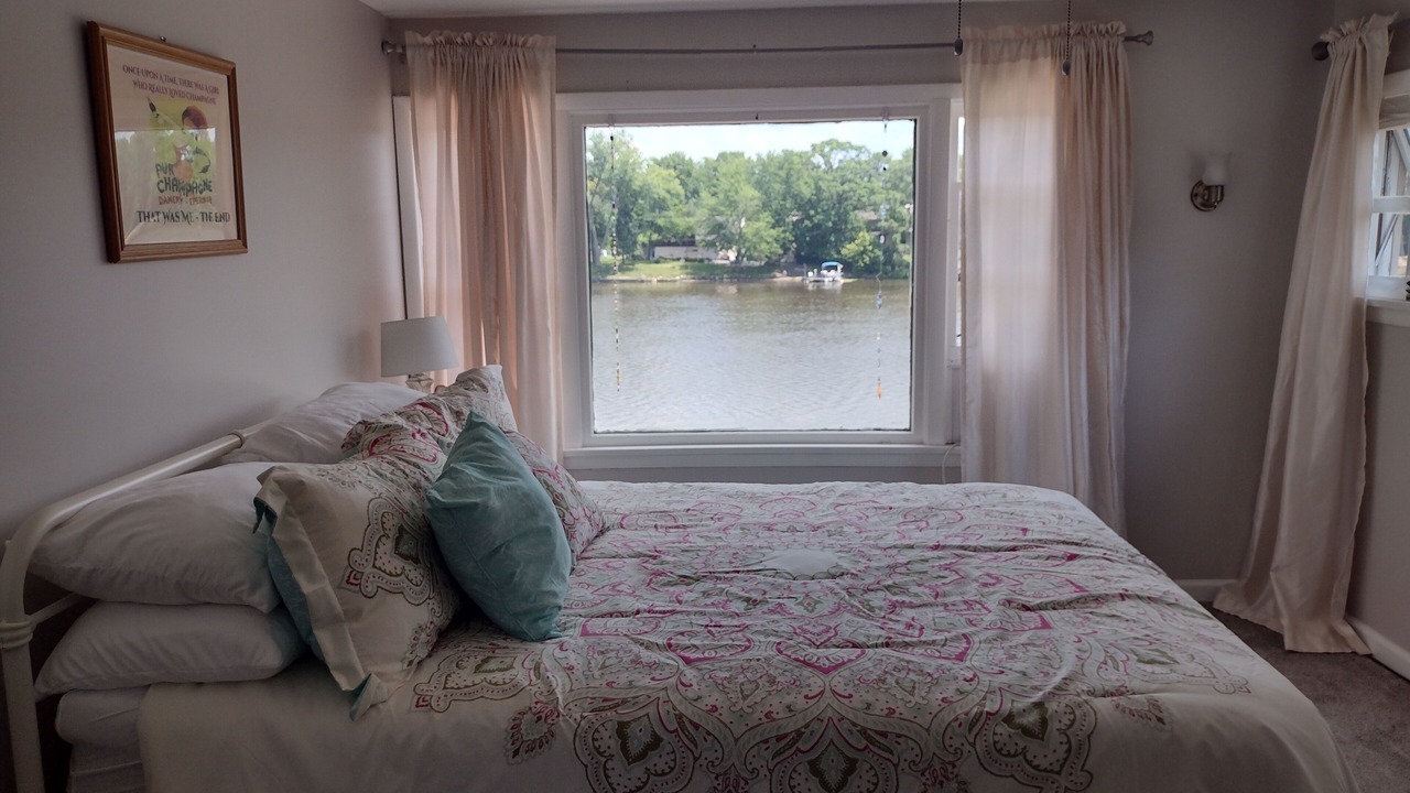 Photo of Bedroom in Kankakee