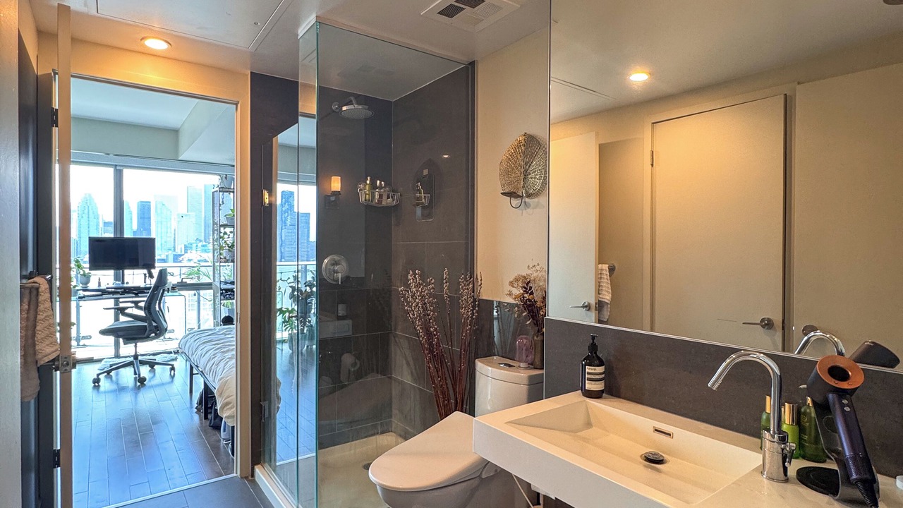 Photo of Bathroom in Downtown Toronto